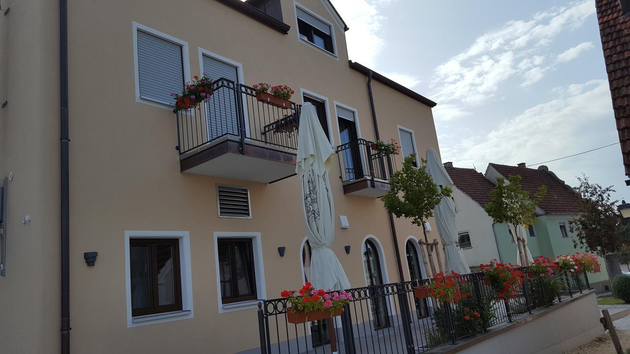 Amalfi Buttenwiesen Eksteriør billede